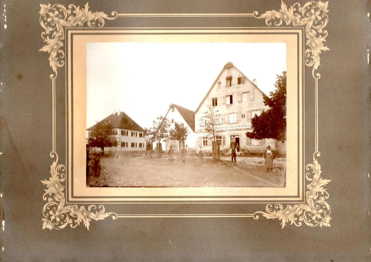 Hotel Gasthof Weisser Loewe 부르그탄