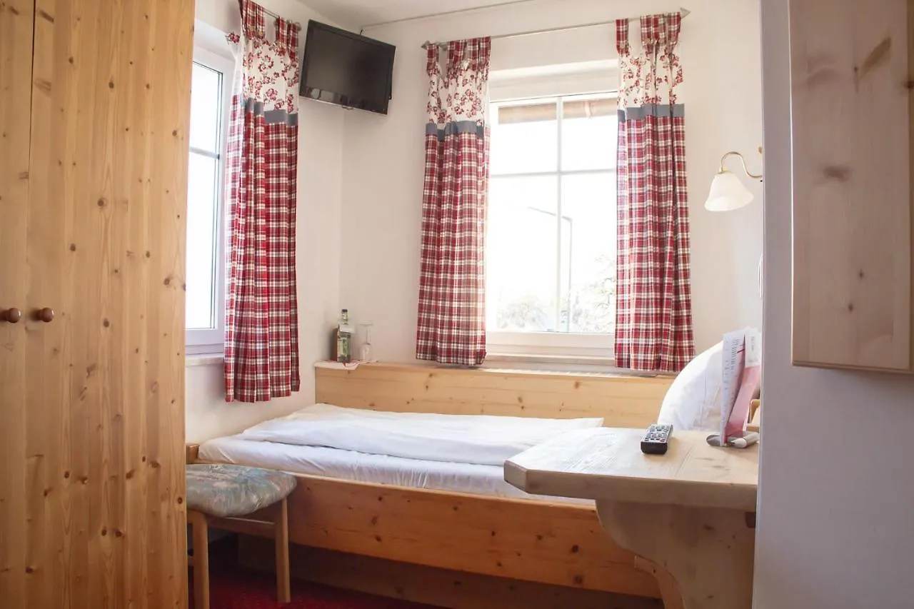 Hotel Gasthof Weisser Loewe 부르그탄 독일